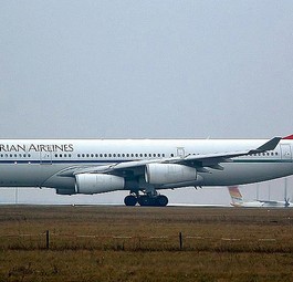 Ein Airbus A340-200 von Austrian Airlines: Die Maschine war von 1995 bis 2006 für die Österreicher im Einsatz. Jetzt wurde sie in den Iran verkauft.