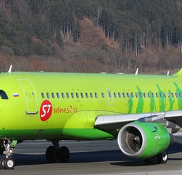 Auf den Cayman Islands registrierter Airbus A319 von S7 Airlines: Inzwischen sind fast alle Flieger im russischen Register eingetragen.