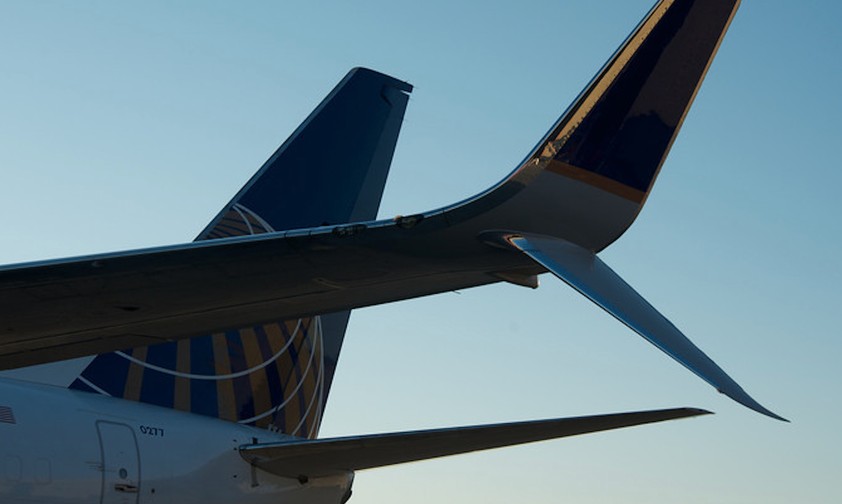 Höhenruder einer Boeing 737 von United: Aktuatoren-Vereisung kann bei manchen Jets Ruderpedale blockieren.