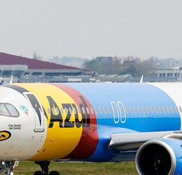 Quack: Hier rollt der Airbus A320 Neo im Donald-Design.