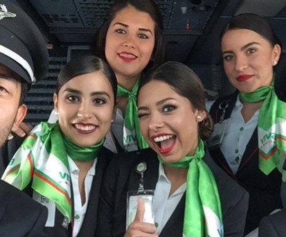 Crew von Viva Aerobus: Die Fluglinie ist bald ganz in mexikanischen Händen.