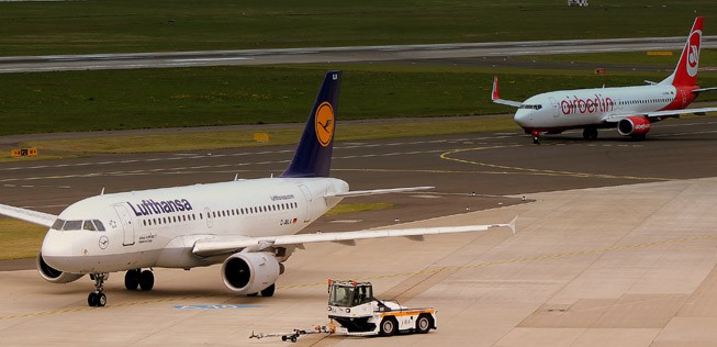 In der Branche wurde umgehend gemunkelt, dass der Ex-Lufthansa-Mann im Grunde die Integration in die größte deutsche Airline vorantreiben soll.