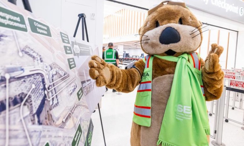 Jett, der Seeotter: Ob das Maskottchen hilft, den Namen SEA zu verbreiten?