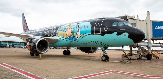 Brussels Airlines‘ Airbus A320 im Tim-und-Struppi-Design: Die Bemalung des Jets ...