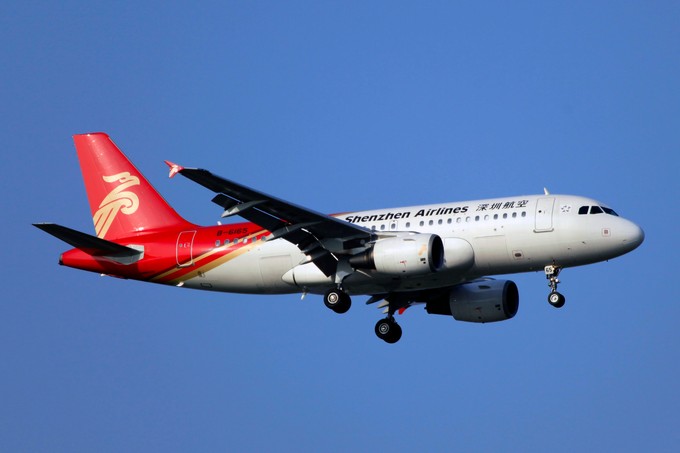 Ein Airbus A319 von Shenzen Airlines.