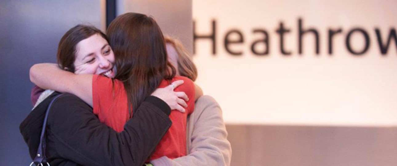 Rückkehrer am Flughafen Heathrow: Der AIrport ist überlastet.
