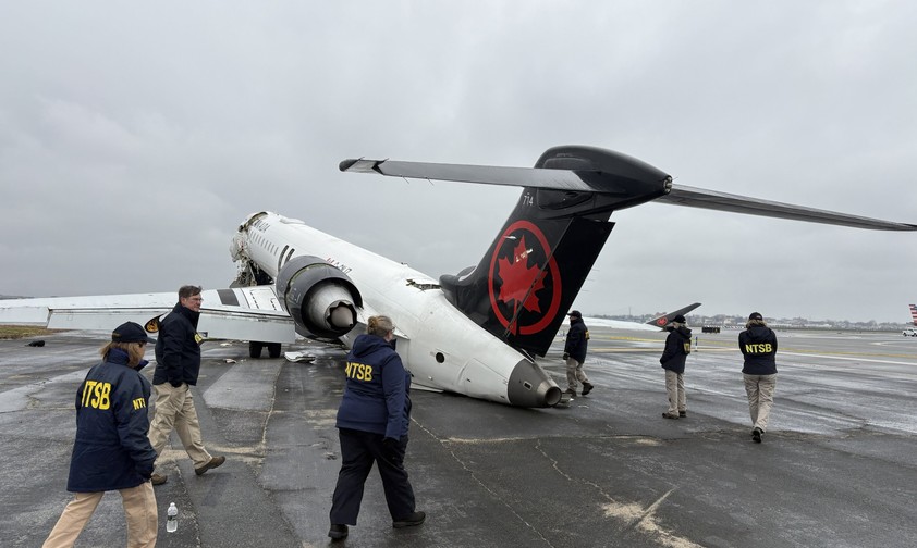 crj900 laguardia ntsb