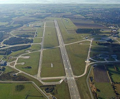 Flughafen Cuxhaven/Nordholz: Kein Erfolg mit Mallorca-Flügen.
