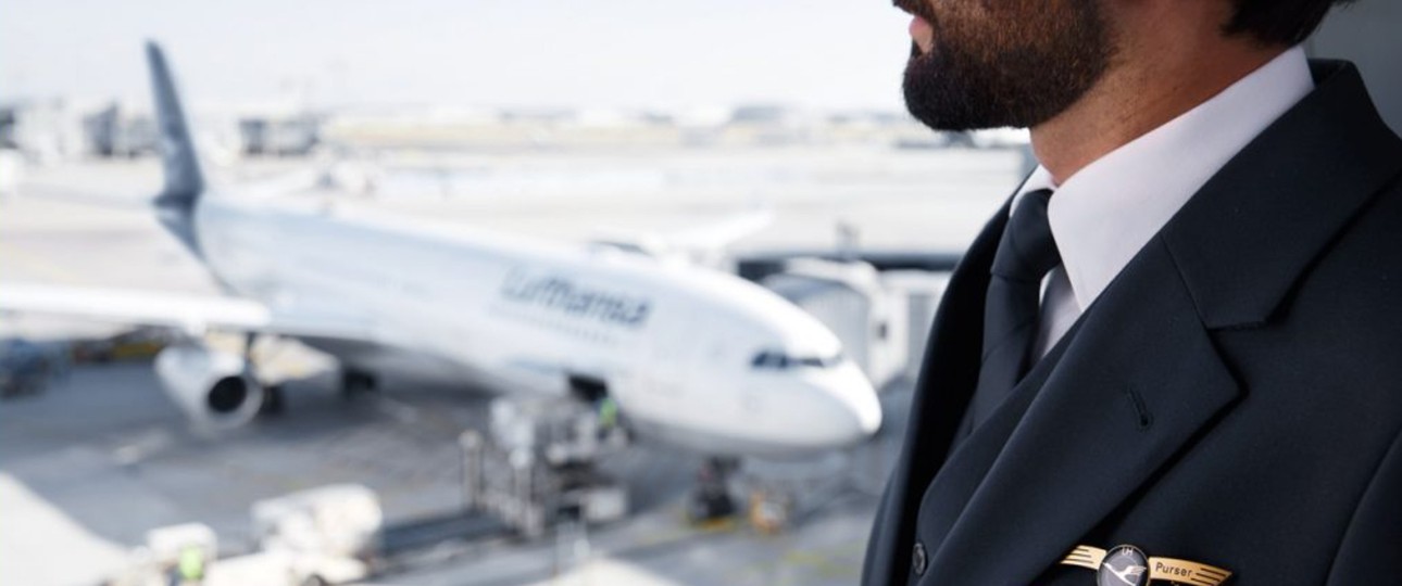Flugbegleiter von Lufthansa: In Delhi verbleiben nur 32 Angestellte.