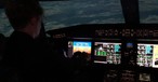 Nachwuchspilot im Simulator: Lufthansa hat kaum noch Bedarf.