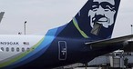 Die neuetse Boeing 737 Max 9 von Alaska Airlins: Nach der Landung fehlte ein Teil der Heckflosse.