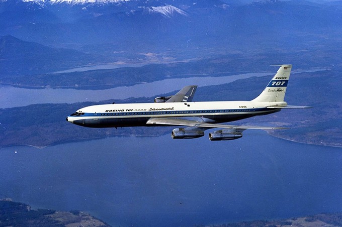 Die 707 stellte Boeing in diesen Farben vor.