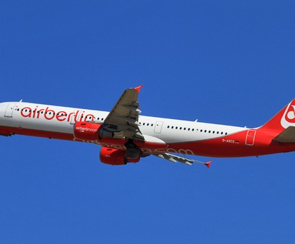 Airbus A321 mit dem Kennzeichen D-ABCG von Air Berlin im Jahr 2013: Wird jetzt zum Lufthansa-Frachter.