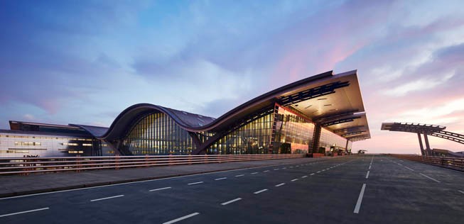 Der Hamad International Airport in Doha: Künftig zahlen Passagiere eine Steuer.