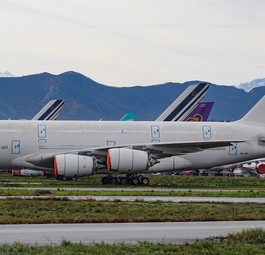 Der Airbus A380 mit dem Kennzeichen 9H-MIP: Steht inzwischen in Dresden. (Bild: Mike Burdett)