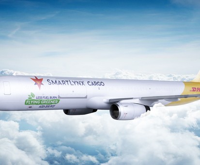 AIrbus A321 von Smartlynx mit DHL-Heck: In Europa unterwegs.