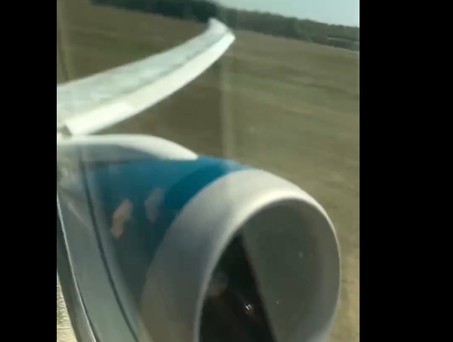 Der Start der Boeing 787 von Vietnam Airlines aus Passagiersicht: Deutlich über das Pistenende in München hinaus.