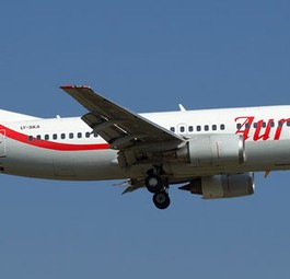 B737 von Aurela: Nicht mehr im Auftrag von Monarch unterwegs.