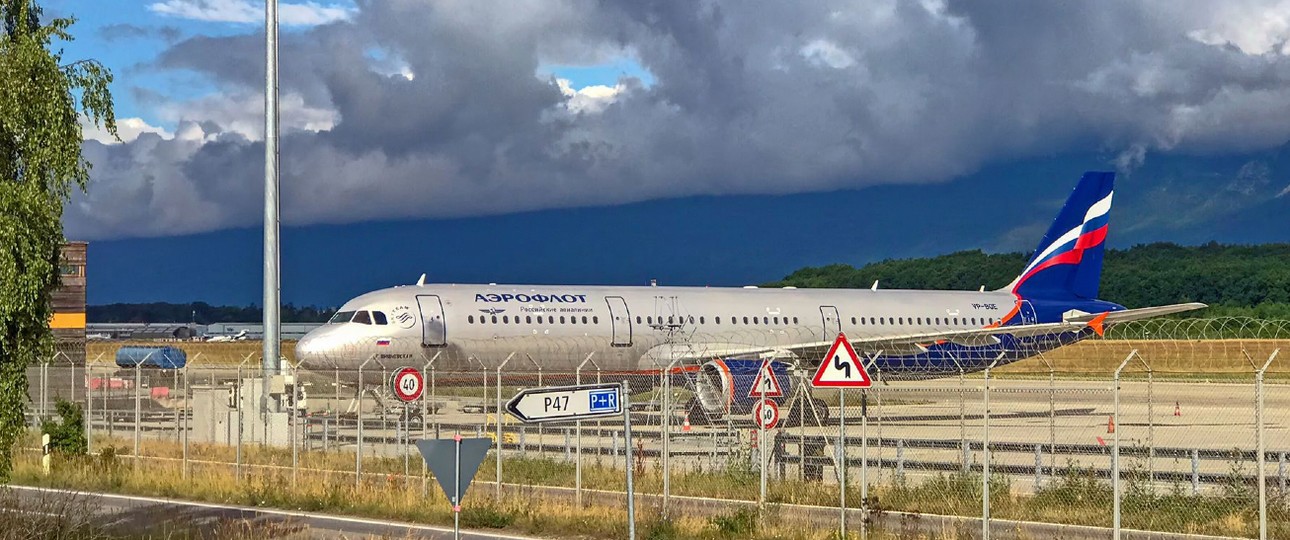 Airbus A321 von Aeroflot in Genf: Musste umgeparkt werden.