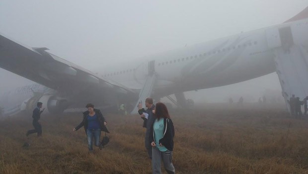 Zur Zeit der Landung des Airbus A330 von Turkish Airlines lag dichter Nebel über Kathmandu.