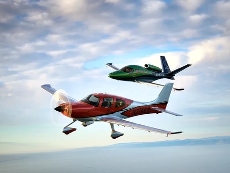 SR22-Flugzeug und Vision jet: Cirrus lässt 2025 alle hinter sich.