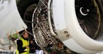 Bei Lufthansa Technik: Video-Boroskopie der dritten Stufe des Hochdruckverdichters eines V2500.