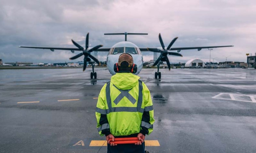 Flugzeug von Air Canadas Tochter Jazz: 30 Regionalrouten werden eingestellt.