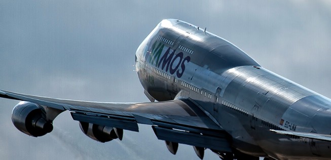Boeing 747-400 von Wamos Air: Fliegt im Sommer nach Rostock.