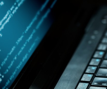 Computer: Eine Hackerin aus der Schweiz fand sensible Daten.