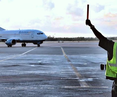 Boeing 737-500 von Bahamasair: Darf nicht mehr in die USA.