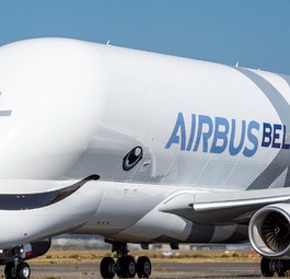 Airbus Beluga XL 5 (Archivbild): Erlitt ein Malheur, zum Glück ohne Verletzte.