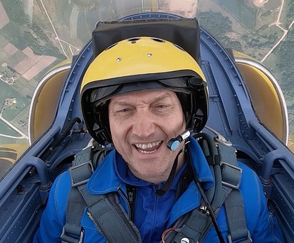 Warum man im Kampfjet ein Reserve-T-Shirt braucht