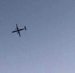 Mitarbeiter entführt geparktes Flugzeug und stürzt ab
