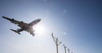 Boeing 747 von British Airways bei der Landung in Heathrow: Wenn starke Winde wehen, geht es schneller.