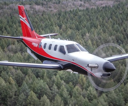 TBM 960 im Conair-Look: Werden die Brandbekämpfung aus der Luft koordinieren.