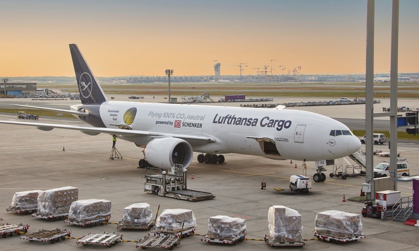 lufthansa cargo boeing 777f d alff