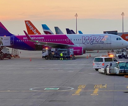 Europas Airports mit den meisten Billigflügen (Basis Januar 2023): Der BER liegt auf Platz eins in Deutschland, aber nur auf Rang 16 in Europa mit 467 gestarteten Billigflügen. Klicken Sie aufs Bild, um die Galerie zu vergrößern.