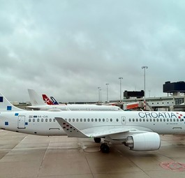 Airbus A220 von Croatia Airlines: Die Fluggesellschaft muss sparen.