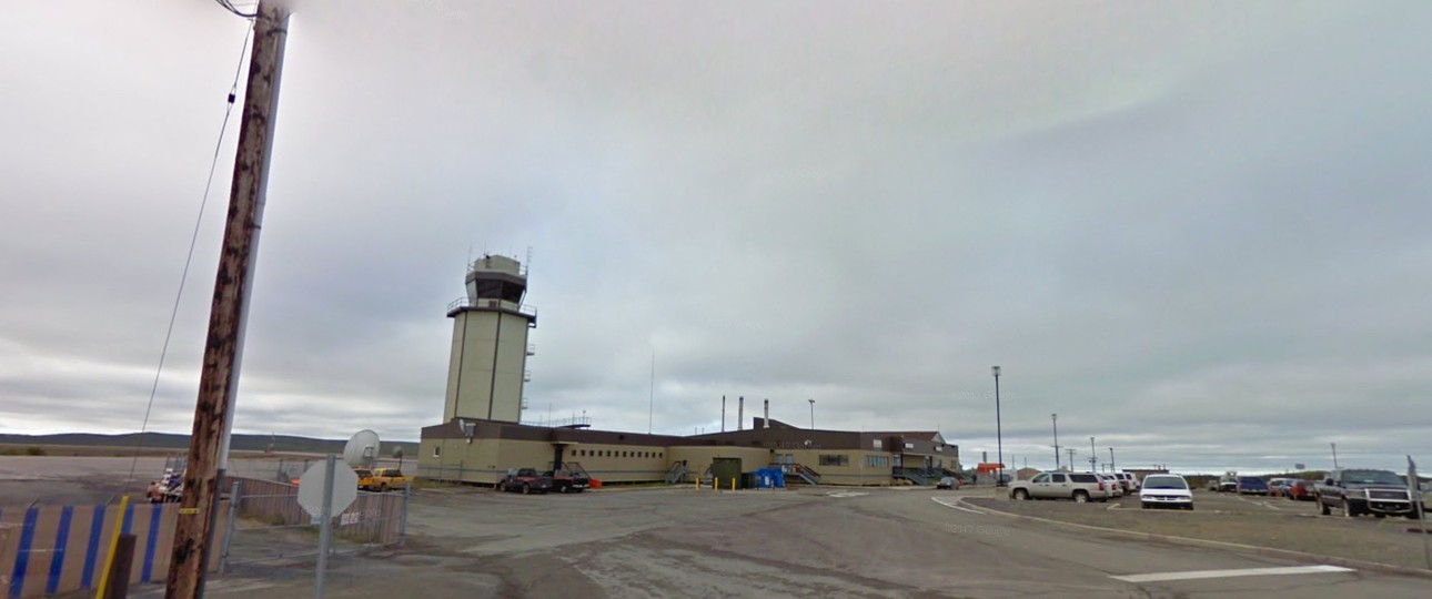 Inuvik Airport: Hierhin wollte der Mann.