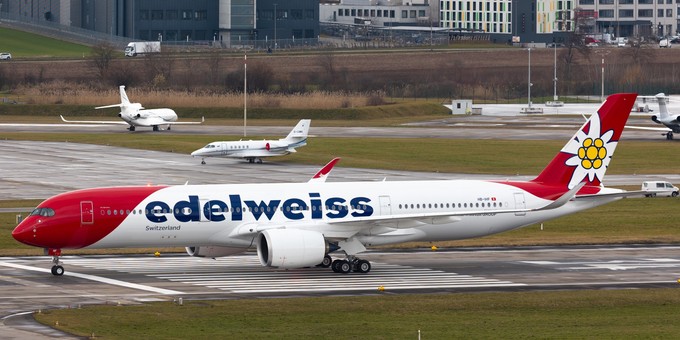 Er ist der erste in der Schweiz registrierte A350.