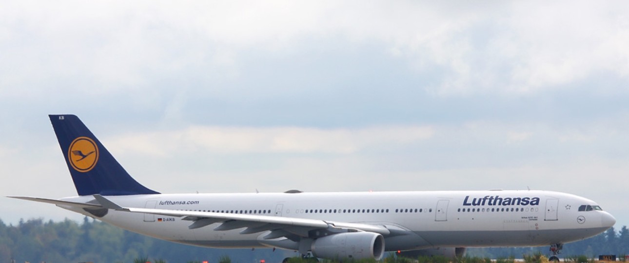 Lufthansa Airbus A330: Long-haul sees weak demand.