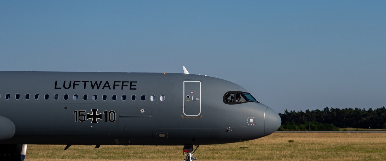 Airbus A321 LR der deutschen Luftwaffe: Mehr Tanks, mehr Reichweite.