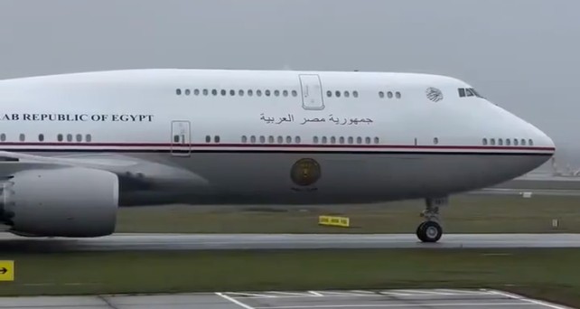 Boeing 747-8 mit der Kennung: SU-EGY das 14 Jahre alte Flugzeug ist an Ägypten ausgeliefert worden.