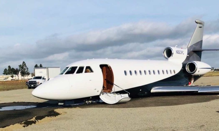 Die Falcon 900 nach dem Unfall in San Diego: Der Pilot hatte keine gültige Fluglizenz.
