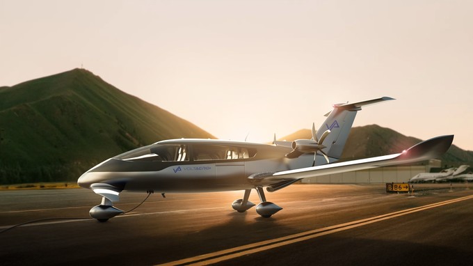 Volt Aero hat einen Auftrag über 15 Cassio 330 sowie eine Option auf 15 weitere erhalten. Abnehmer ist HM Aerospace, Malaysias führende Flugschule. Die Auslieferung der Hybridflugzeuge  erfolgt nach der Easa-Zertifizierung und Genehmigung durch die malaysischen Luftfahrtbehörden.