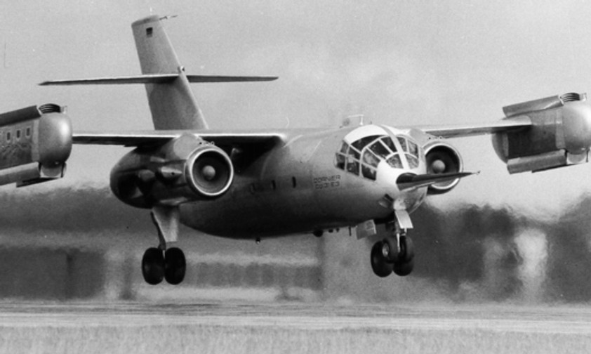Ein Transportflugzeug mit Jet-Antrieb, das senkrecht startet und landet - diesen spektakulären Flieger entwickelten <a href="https://www.aerotelegraph.com/der-senkrechtstarter-unter-den-transportern" target="_blank" rel="noopener">Dornier-Ingenieure in den 1960er-Jahren: die Do 31</a>. Trotz großer Hoffnungen brachte sie es nie zur Serienproduktion. Der Prototyp E-1 steht heute im Dornier-Museum in Friedrichshafen.