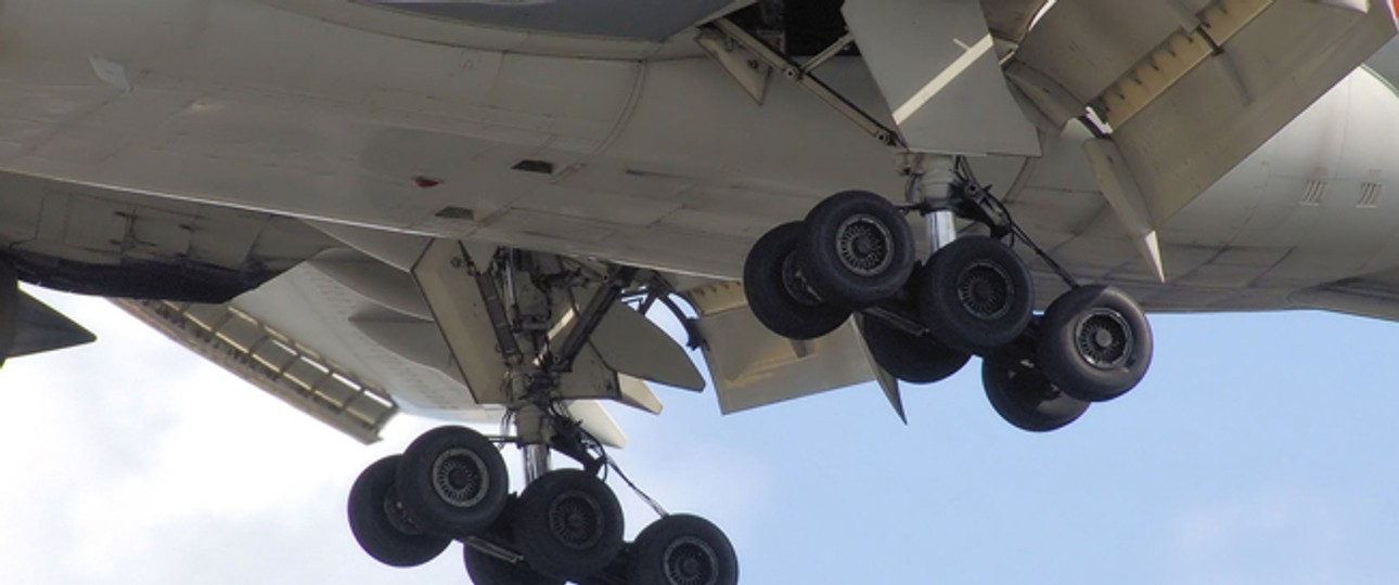 Fahrwerk einer Boeing 777: Welcher Airline der Jet gehörte, der das Teil verlor, ist noch ungeklärt.