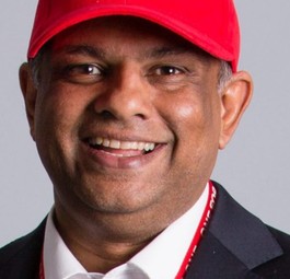 Tony Fernandes: Steht wieder an der Spitze von Air Asia.