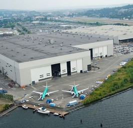 Boeing-Werk in Renton: Wo früher luftig viel Platz war, ...