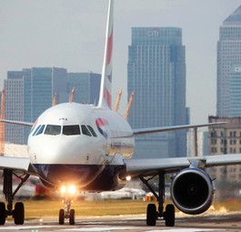 Nachfolger der Concorde: British-Airways-Flug BA001. Speziell dabei ist die Auftanklandung im irischen Shannon.
